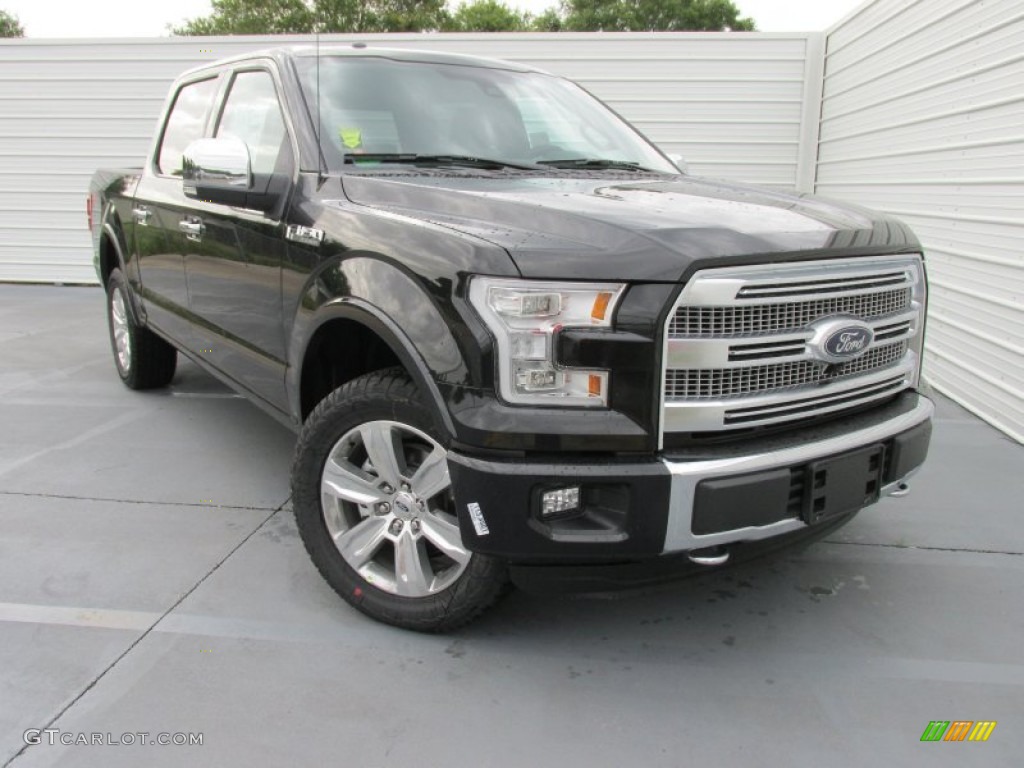 2015 F150 Platinum SuperCrew 4x4 - Tuxedo Black Metallic / Black photo #2