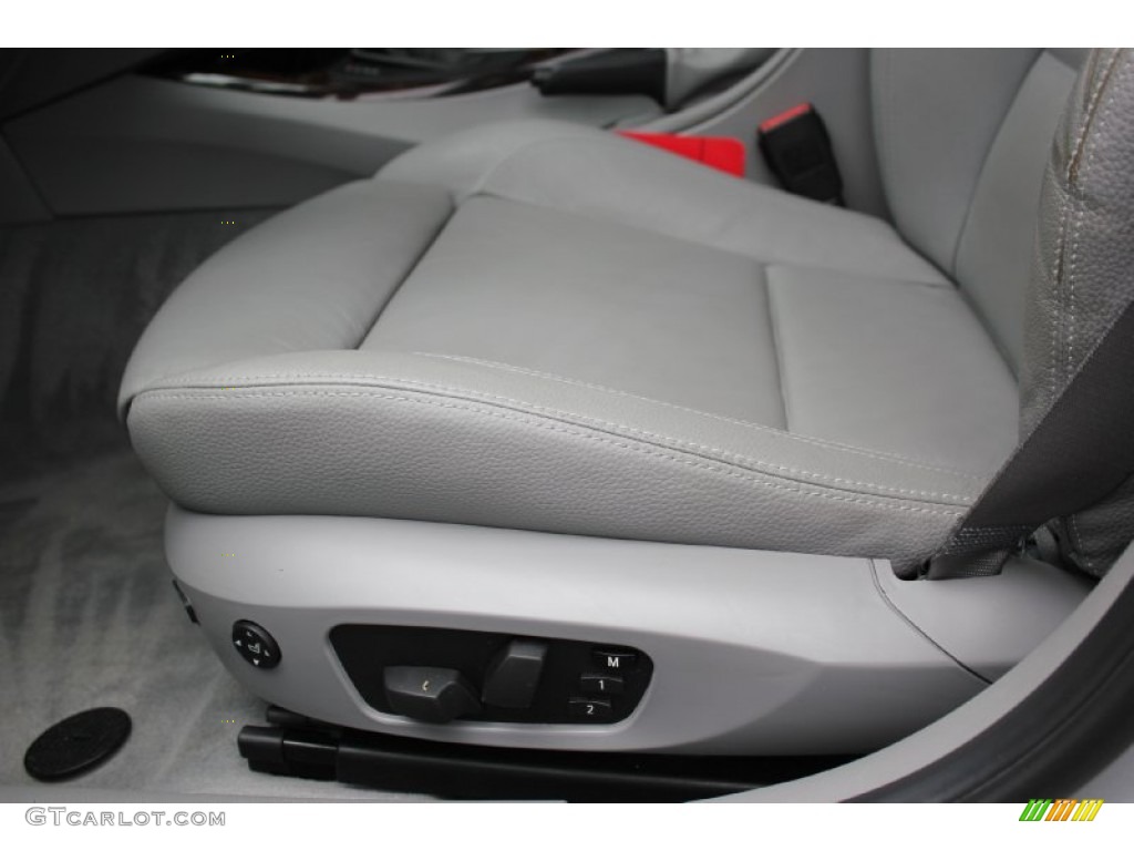 2011 3 Series 335i Sedan - Titanium Silver Metallic / Gray Dakota Leather photo #25
