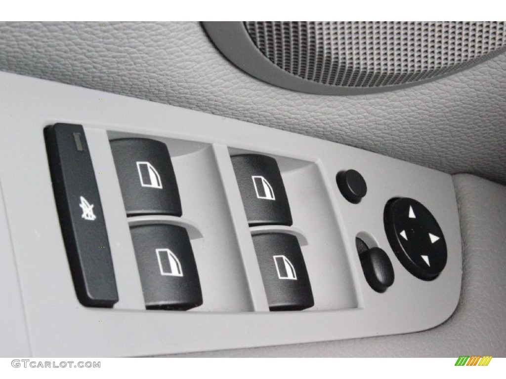 2011 3 Series 335i Sedan - Titanium Silver Metallic / Gray Dakota Leather photo #37