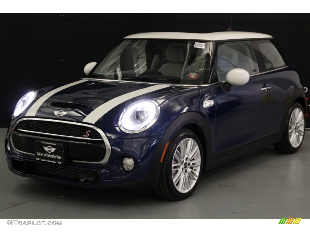 Deep Blue Metallic Mini Cooper