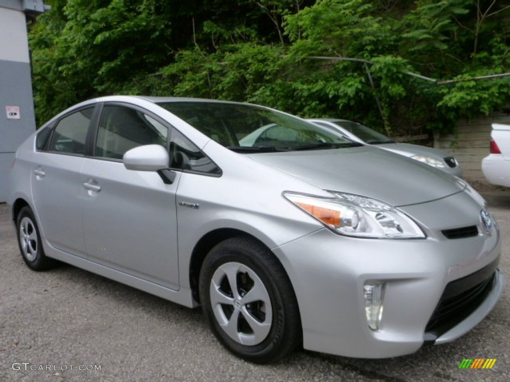 2013 Prius Four Hybrid - Classic Silver Metallic / Dark Gray photo #1