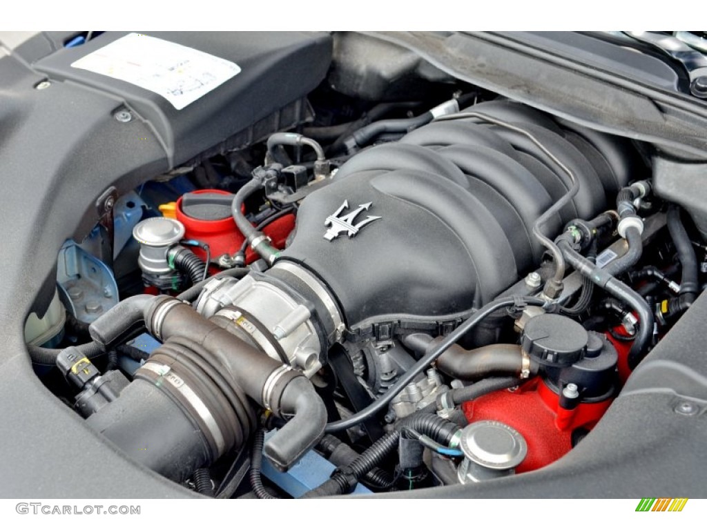 2013 Maserati GranTurismo Sport Coupe Engine Photos