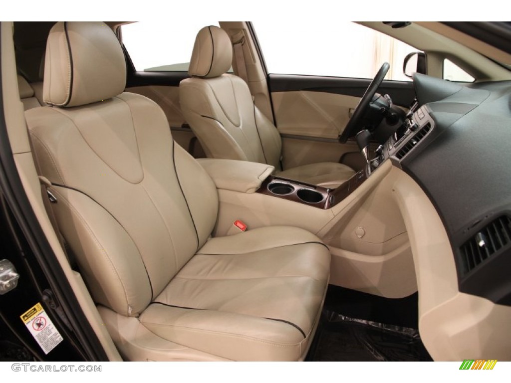 2010 Toyota Venza V6 Front Seat Photos