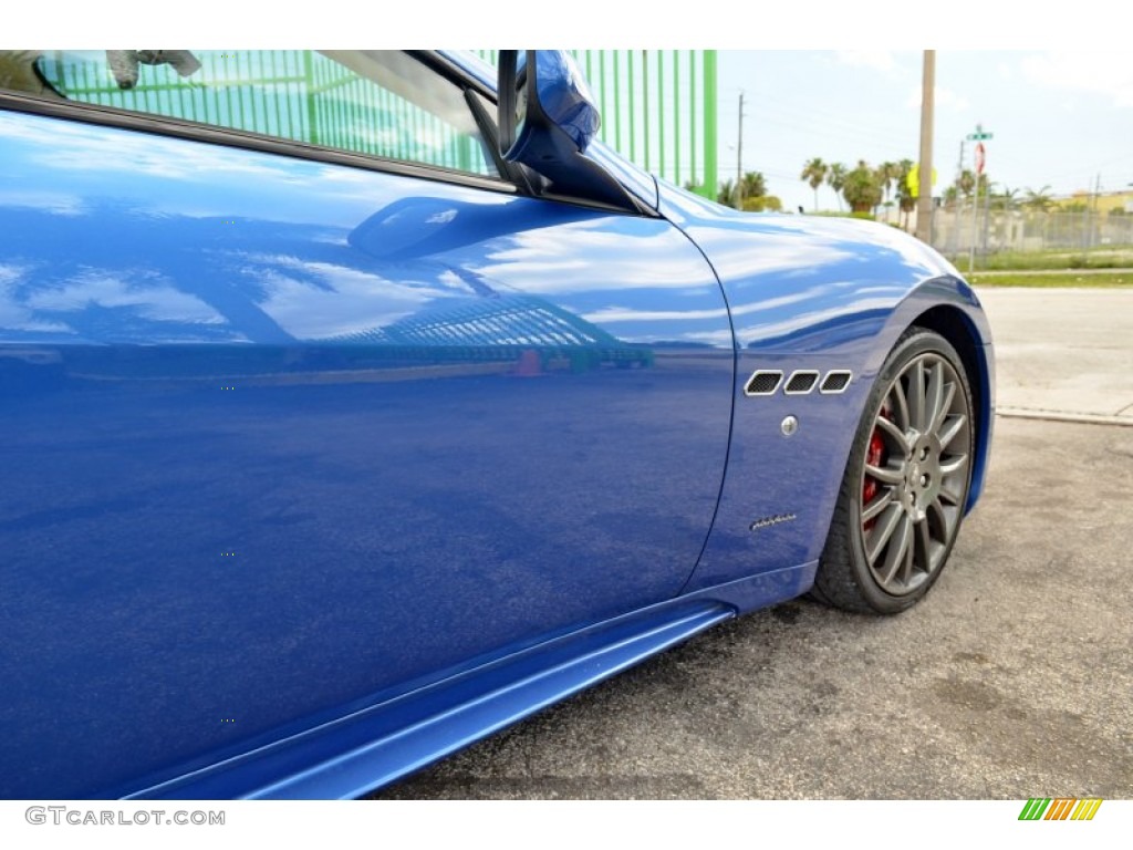 2013 GranTurismo Sport Coupe - Blu Sofisticato (Sport Blue Metallic) / Pearl Beige photo #70