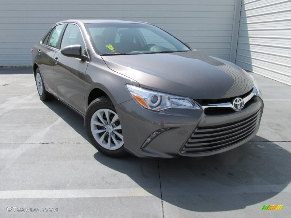 2015 Camry LE - Predawn Gray Mica / Black photo #1