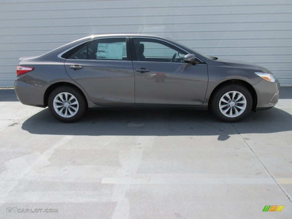 2015 Camry LE - Predawn Gray Mica / Black photo #3