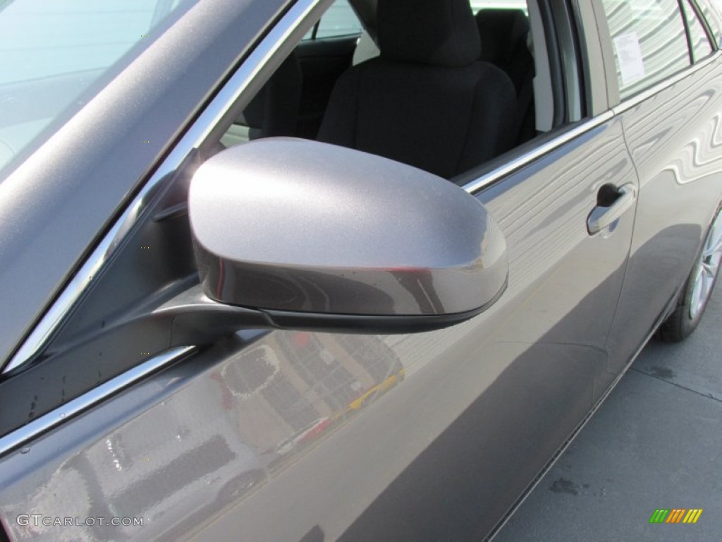 2015 Camry LE - Predawn Gray Mica / Black photo #12