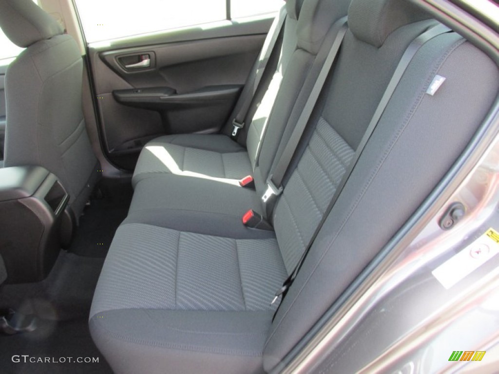 2015 Camry LE - Predawn Gray Mica / Black photo #18