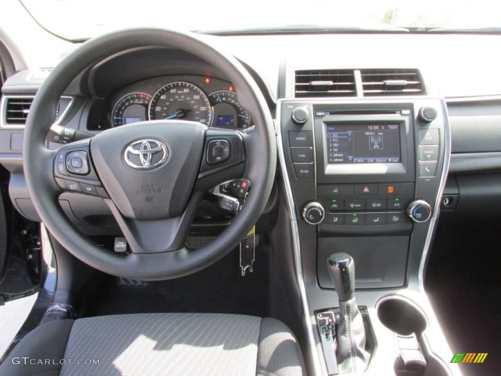 2015 Camry LE - Cosmic Gray Mica / Black photo #23