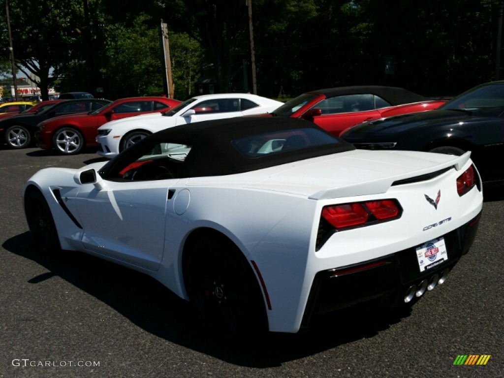 2015 Corvette Stingray Convertible - Arctic White / Adrenaline Red photo #4