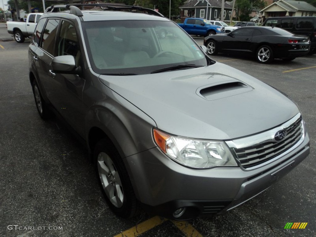 2010 Forester 2.5 XT Limited - Steel Silver Metallic / Platinum photo #4