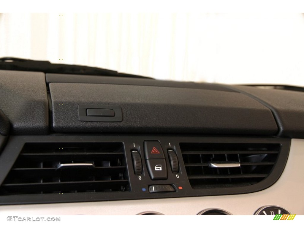 2012 Z4 sDrive28i - Jet Black / Black photo #10