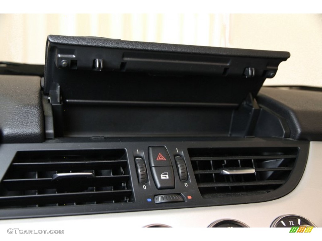 2012 Z4 sDrive28i - Jet Black / Black photo #11