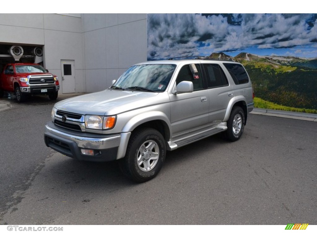 2002 4Runner SR5 4x4 - Millennium Silver Metallic / Gray photo #5