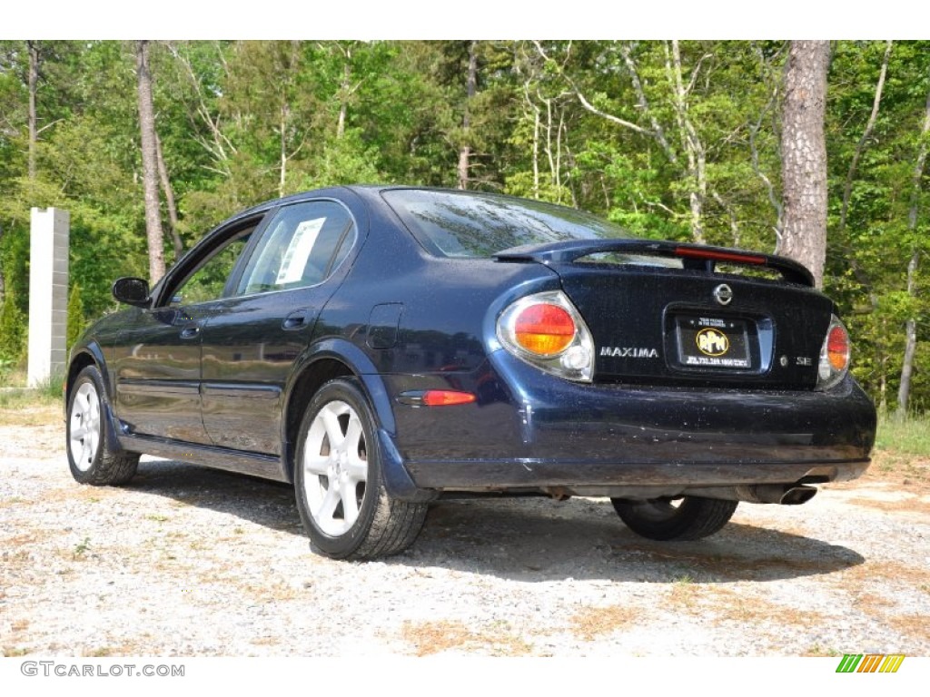 2002 Maxima SE - Majestic Blue Metallic / Frost photo #4