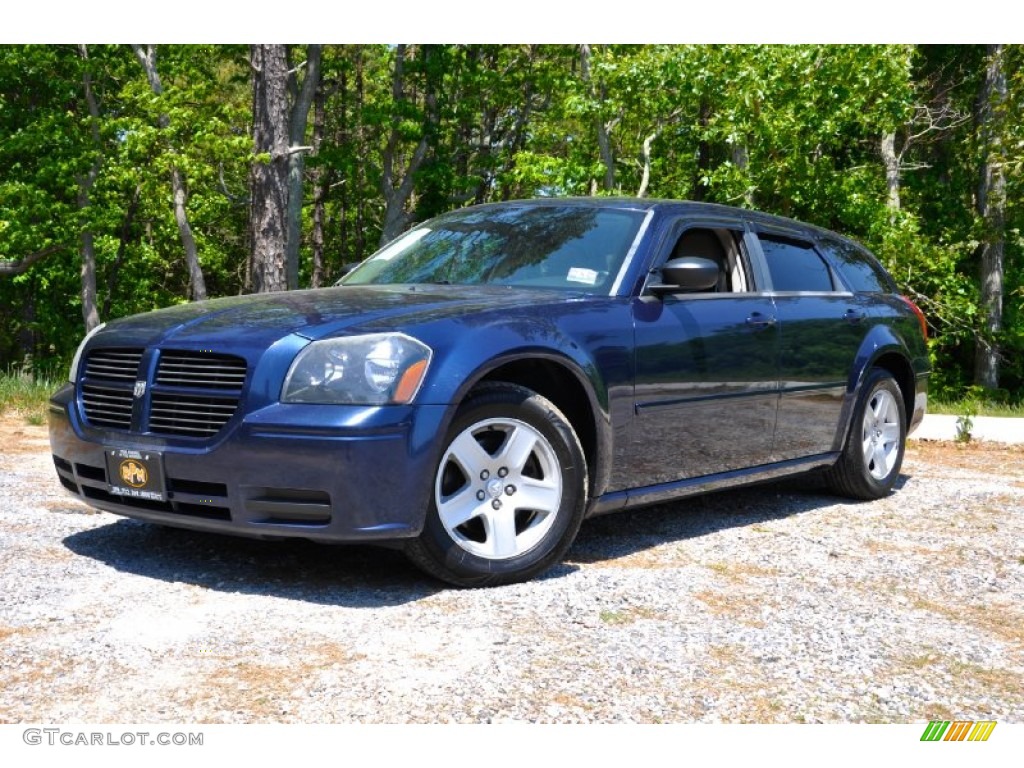 2005 Magnum SXT - Midnight Blue Pearl / Dark Slate Gray/Light Graystone photo #1
