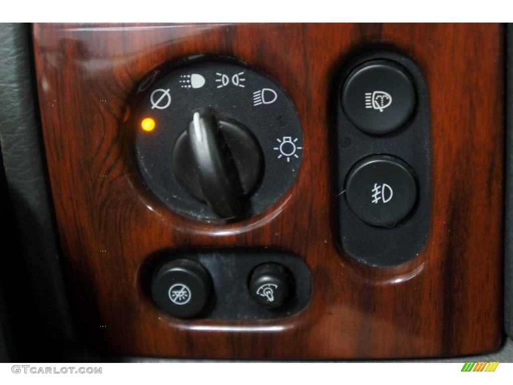 2003 Envoy SLT 4x4 - Carbon Metallic / Dark Pewter photo #27