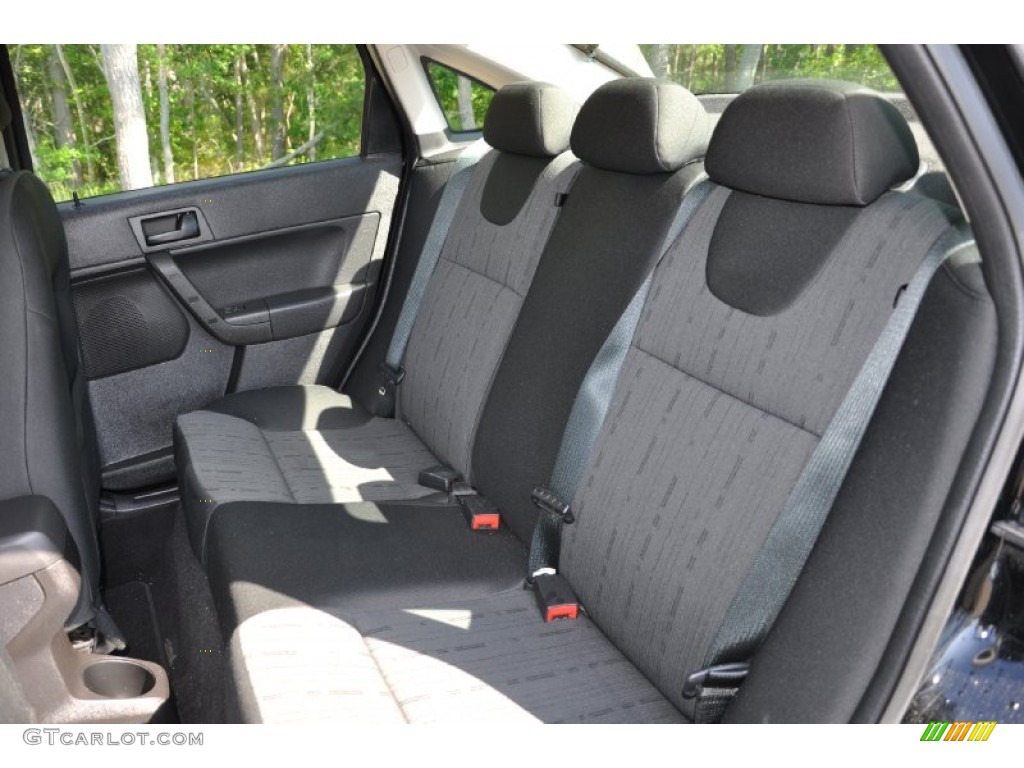 2009 Focus SE Sedan - Ebony Black / Medium Stone photo #13