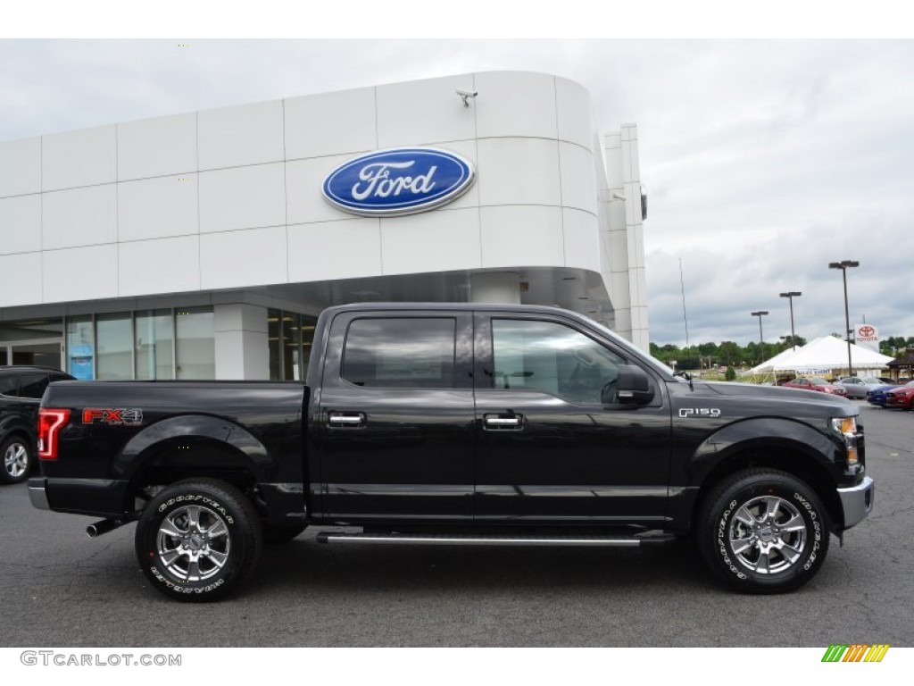 2015 F150 XLT SuperCrew 4x4 - Tuxedo Black Metallic / Medium Light Camel photo #2