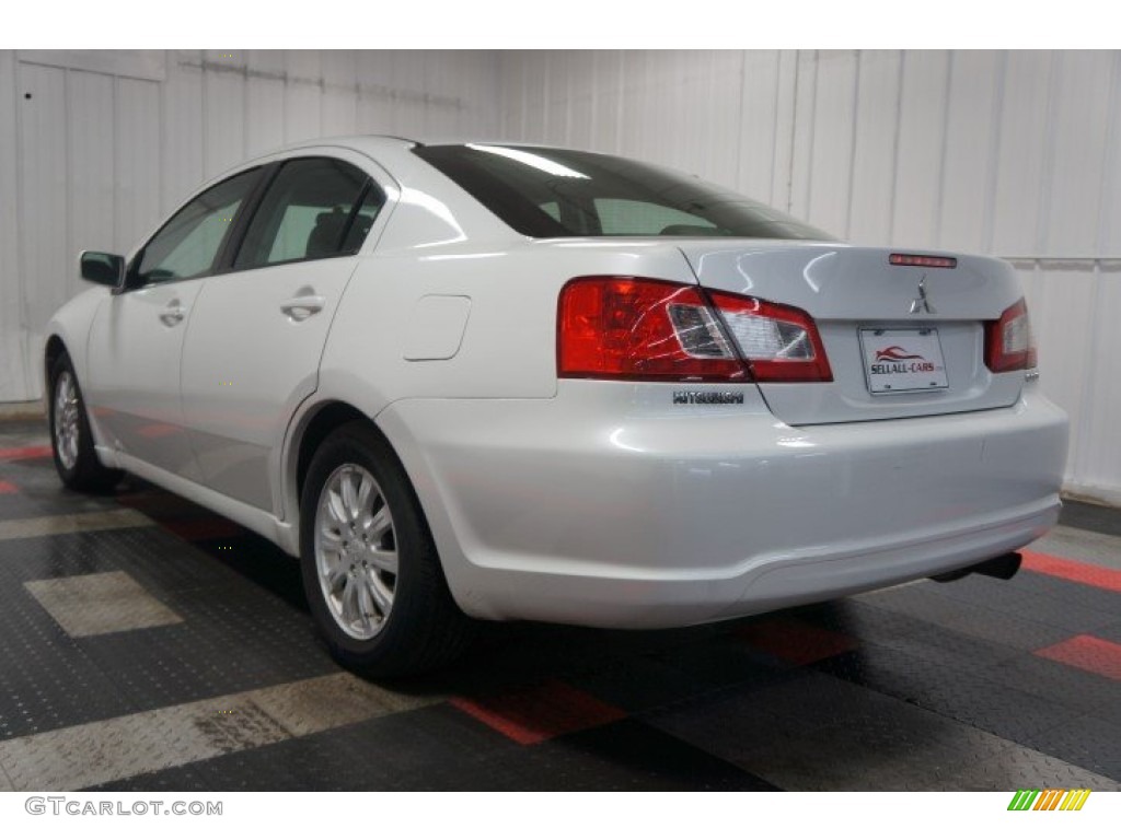 2011 Galant FE - White Pearl / Medium Gray photo #10