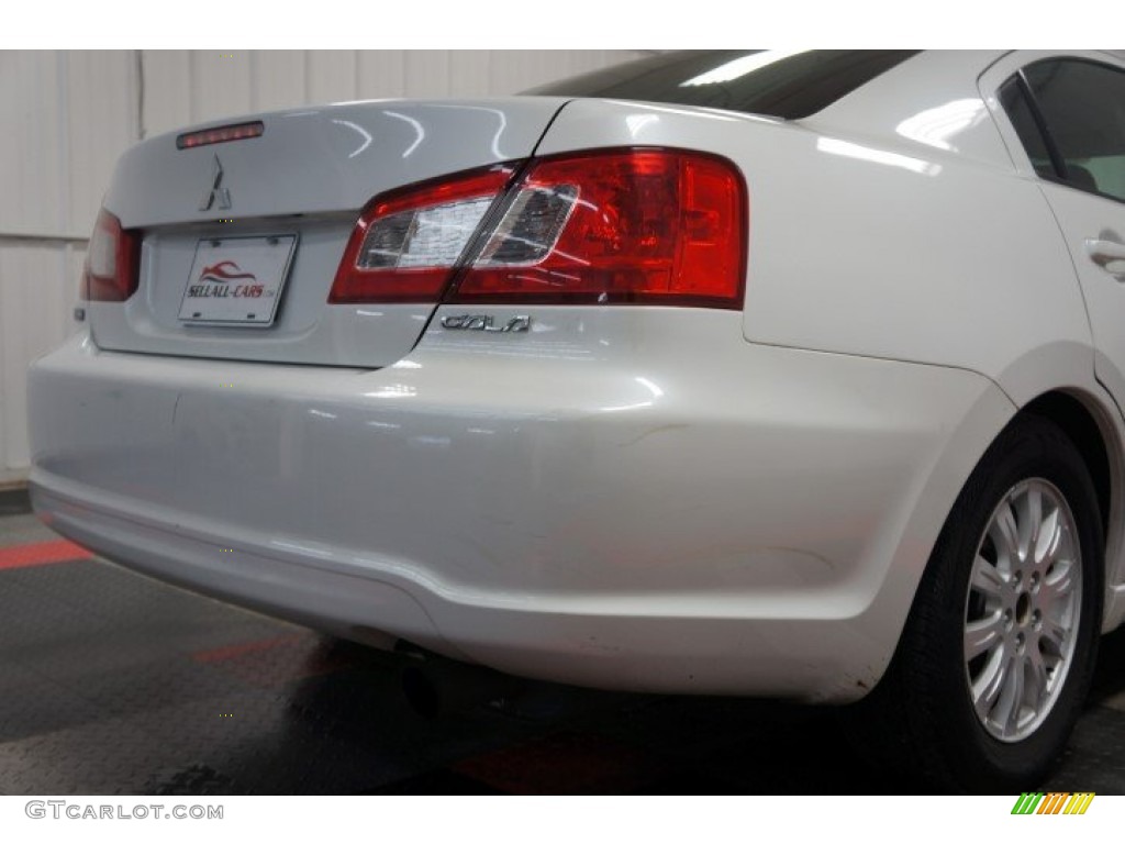 2011 Galant FE - White Pearl / Medium Gray photo #54