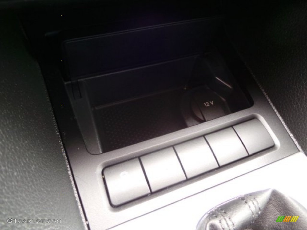 2013 Golf 4 Door TDI - Candy White / Titan Black photo #23