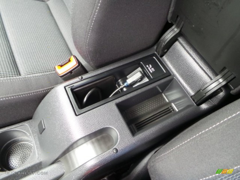 2013 Golf 4 Door TDI - Candy White / Titan Black photo #24