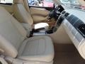 Candy White - Passat 2.5L SE Photo No. 13