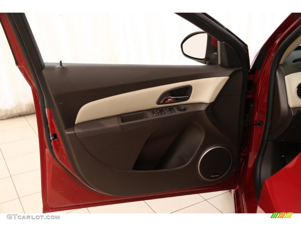2014 Cruze LT - Crystal Red Tintcoat / Cocoa/Light Neutral photo #4