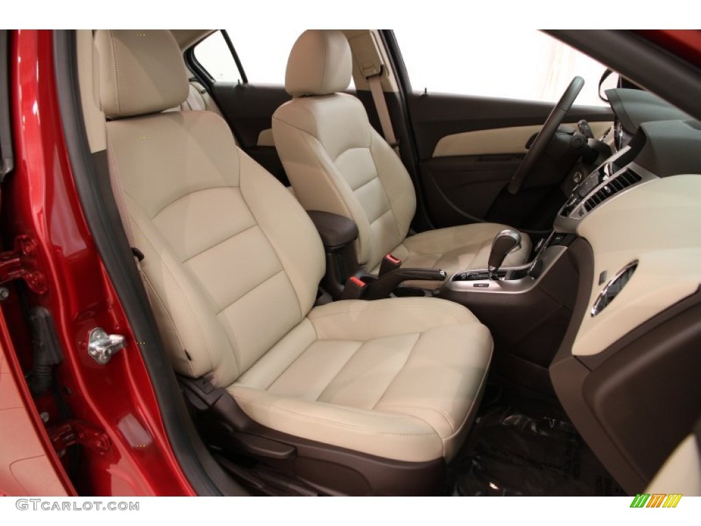 2014 Cruze LT - Crystal Red Tintcoat / Cocoa/Light Neutral photo #12