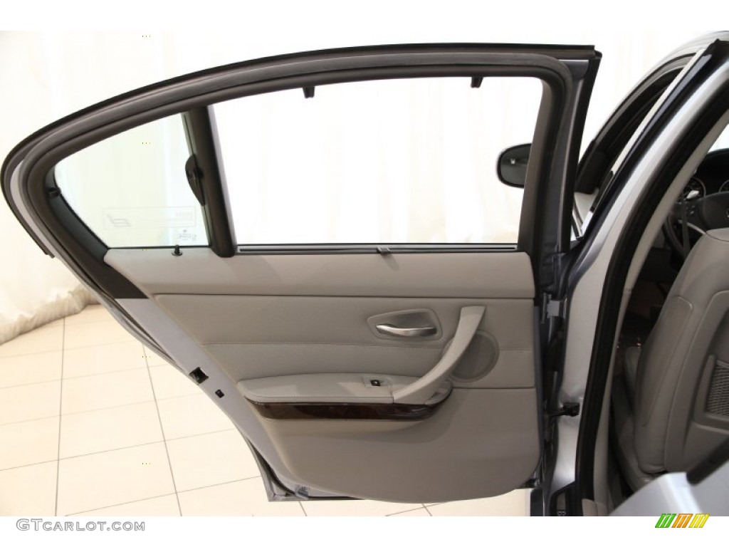 2009 BMW 3 Series 328i Sedan Grey Dakota Leather Door Panel Photo #104289314