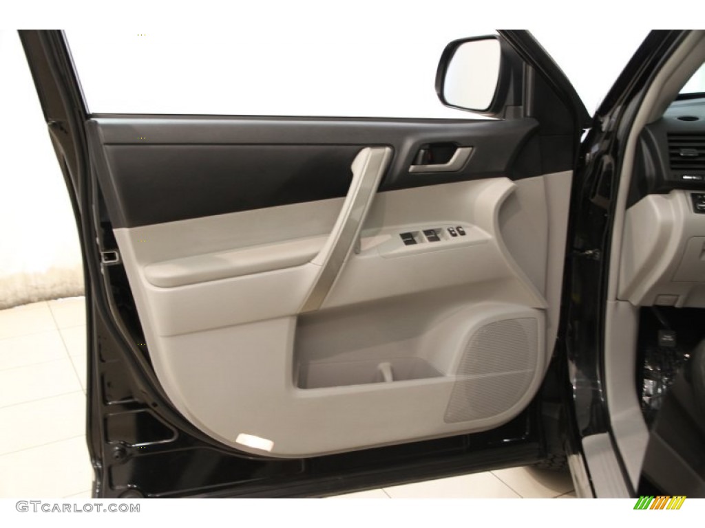 2012 Highlander SE 4WD - Black / Ash photo #4
