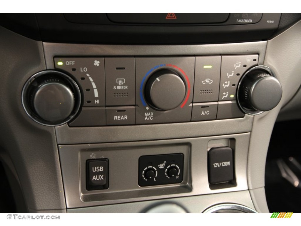 2012 Highlander SE 4WD - Black / Ash photo #11