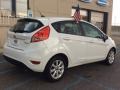 Oxford White - Fiesta SE Hatchback Photo No. 6