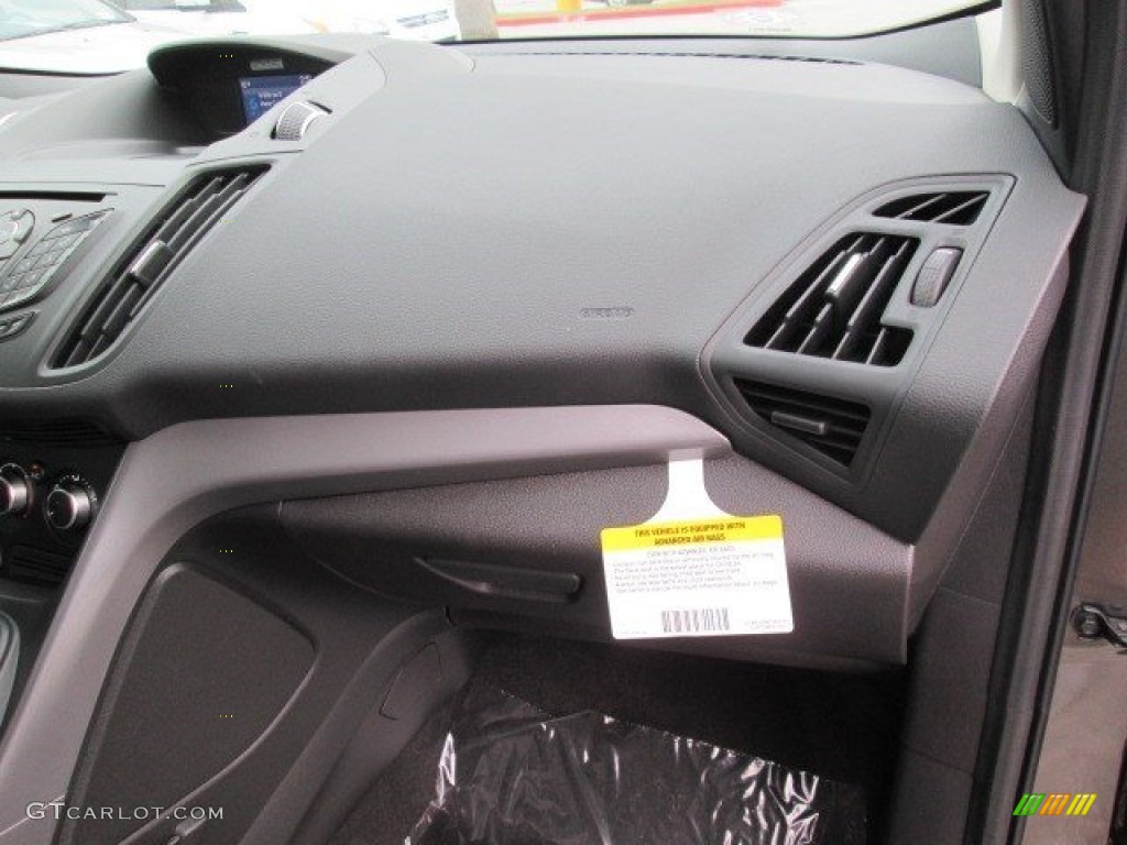 2015 Escape SE - Magnetic Metallic / Charcoal Black photo #32