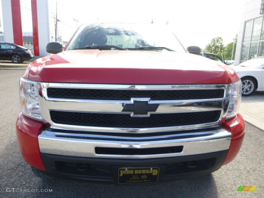 2010 Silverado 1500 LT Extended Cab 4x4 - Victory Red / Light Titanium/Ebony photo #11