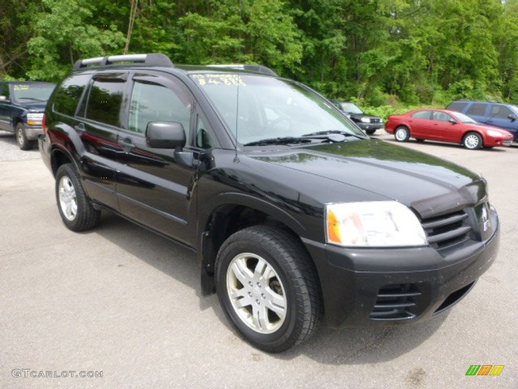 2004 Endeavor LS AWD - Kalapana Black / Charcoal Gray photo #5