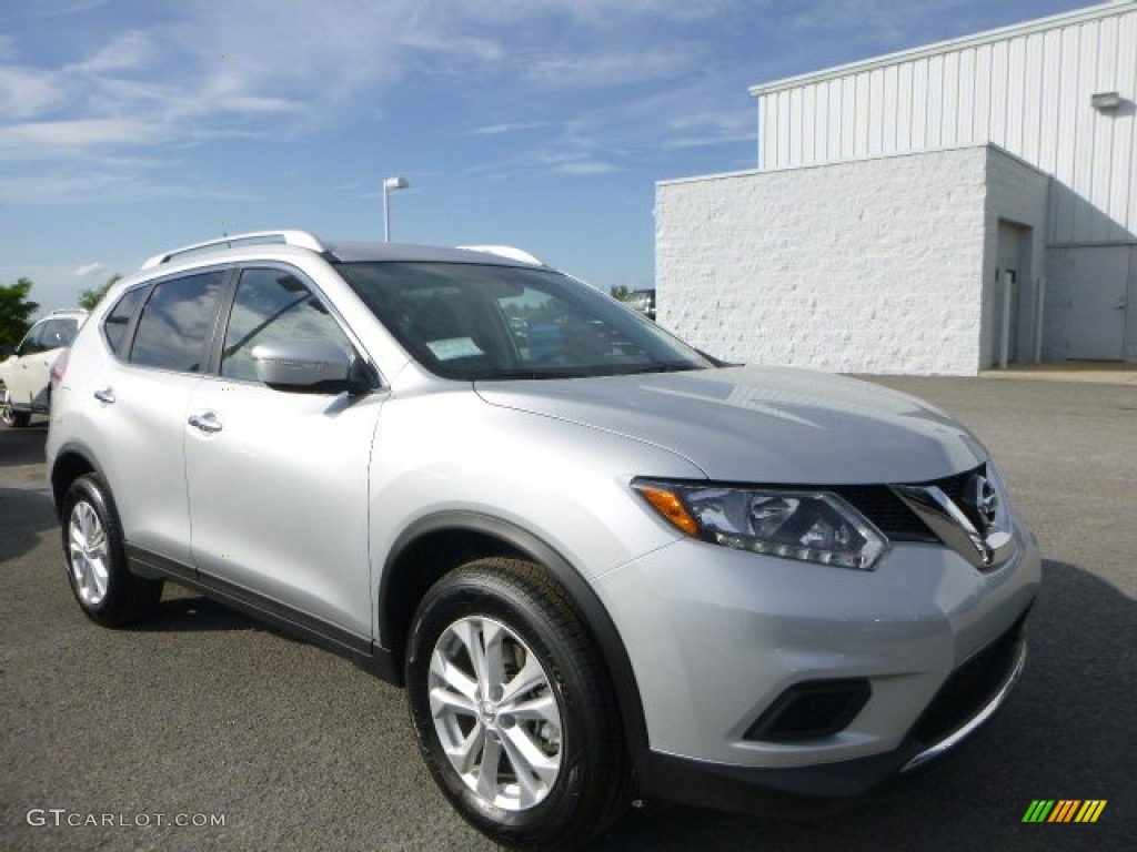 2015 Rogue SV AWD - Brilliant Silver / Charcoal photo #1