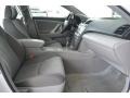 Super White - Camry SE Photo No. 17