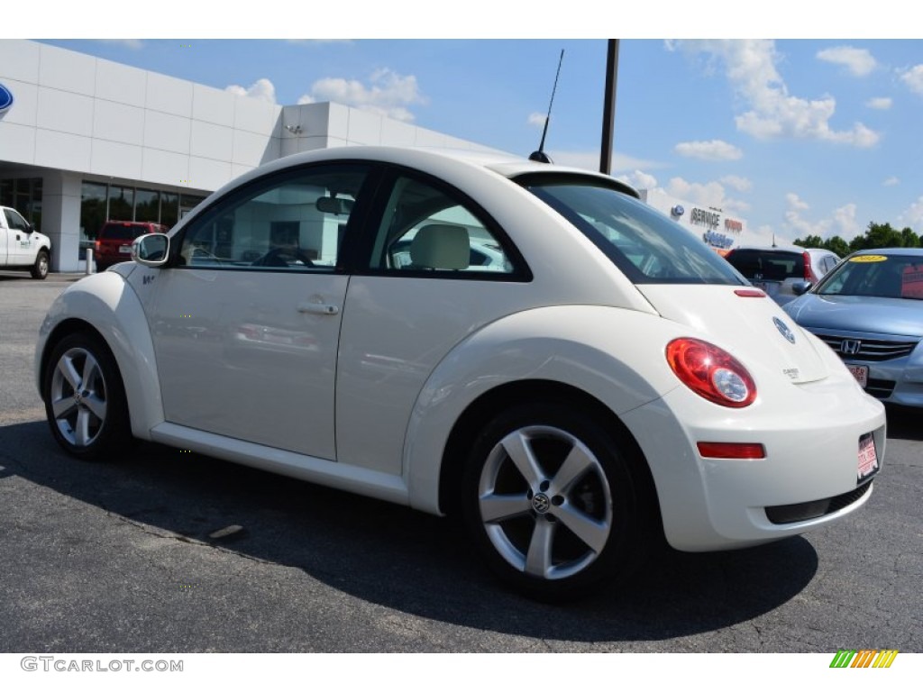 2008 New Beetle Triple White Coupe - Campanella White / White photo #5