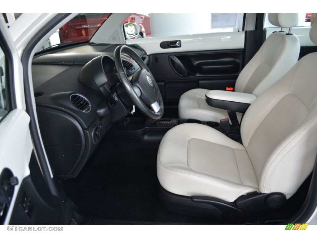 2008 New Beetle Triple White Coupe - Campanella White / White photo #10