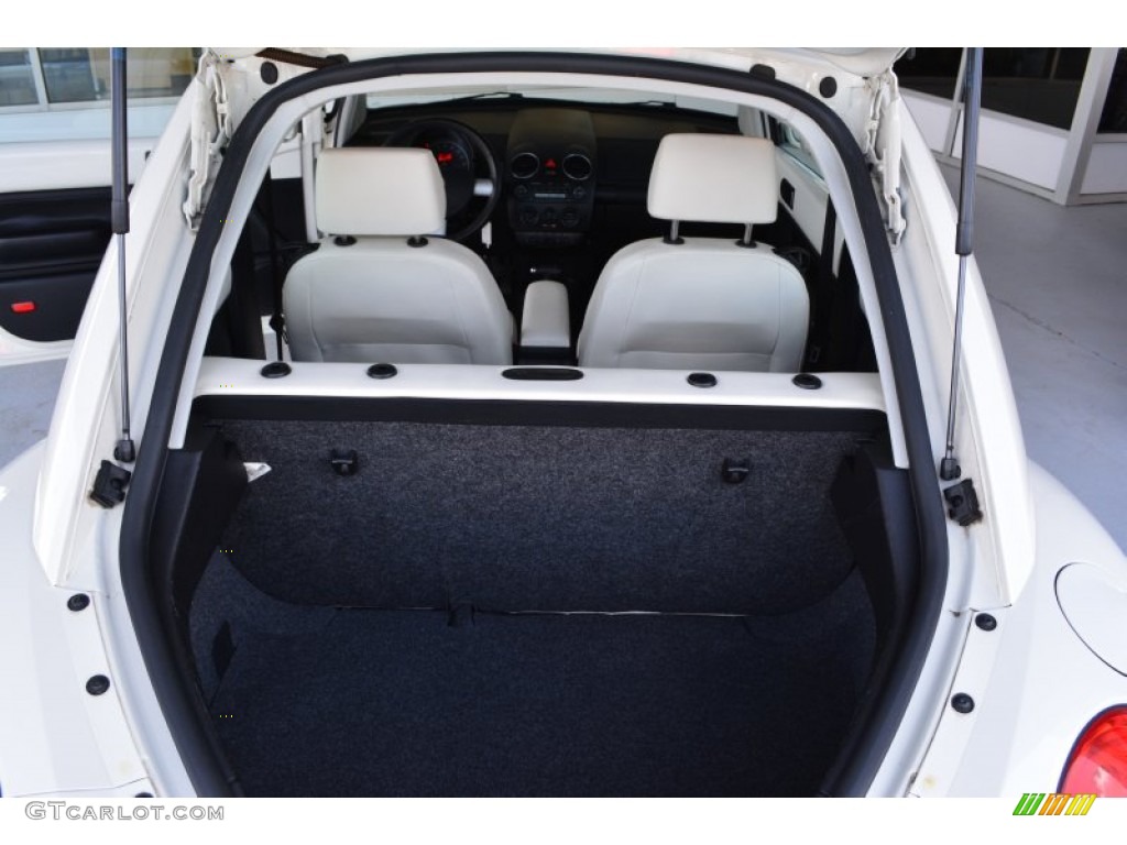 2008 New Beetle Triple White Coupe - Campanella White / White photo #13