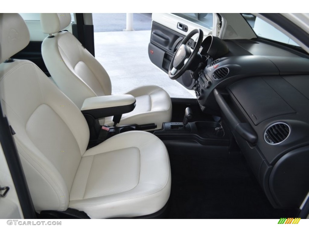 2008 New Beetle Triple White Coupe - Campanella White / White photo #15