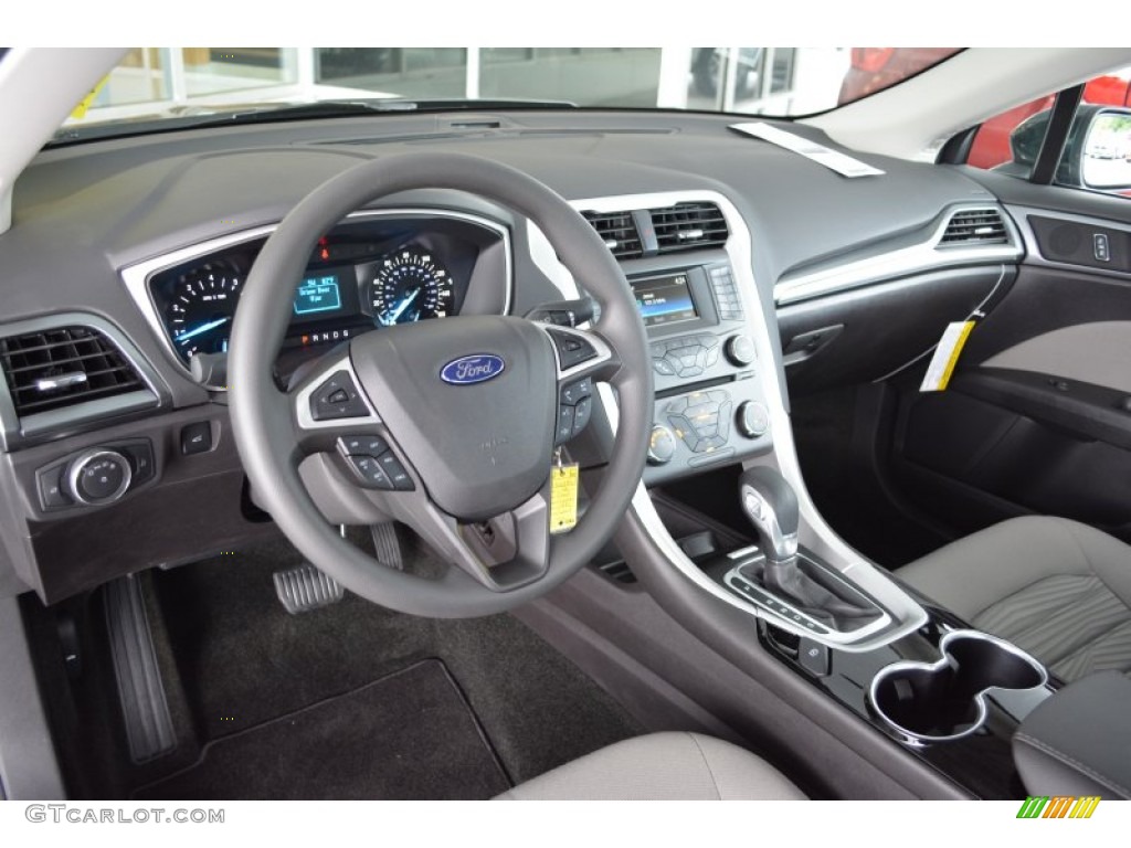 Medium Earth Gray Interior 2016 Ford Fusion S Photo #104327477