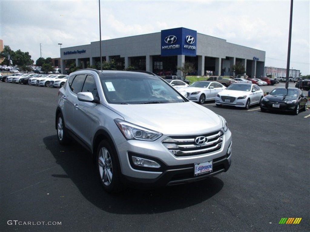 Sparkling Silver Hyundai Santa Fe Sport