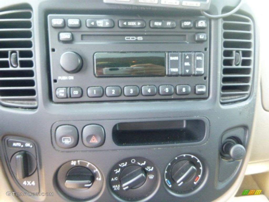 2002 Escape XLT V6 4WD - True Blue Metallic / Medium Parchment photo #18
