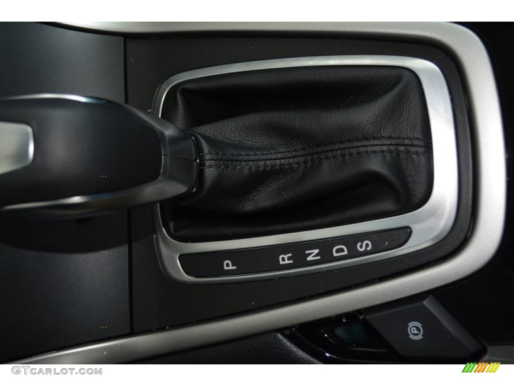 2015 Ford Edge SEL Transmission Photos