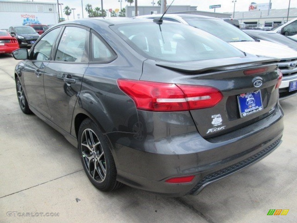 2015 Focus SE Sedan - Magnetic Metallic / Charcoal Black photo #9