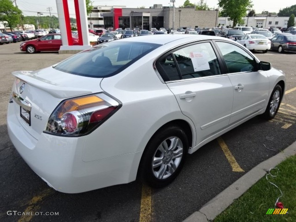 2012 Altima 2.5 S - Winter Frost White / Charcoal photo #5