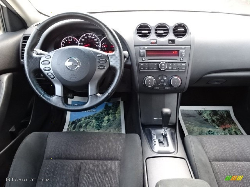 2012 Altima 2.5 S - Winter Frost White / Charcoal photo #19